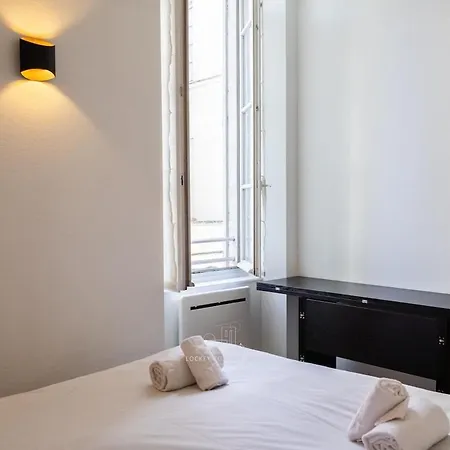 A Deux Pas Du Marche Et Du Port • 3* * لا روشيل